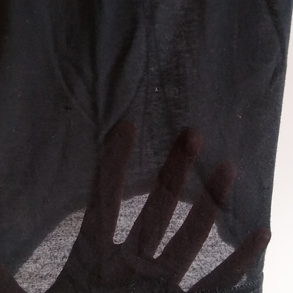 3/$15🌺🌺🌺T shirt Converse black thin Medium - Picture 6 of 8